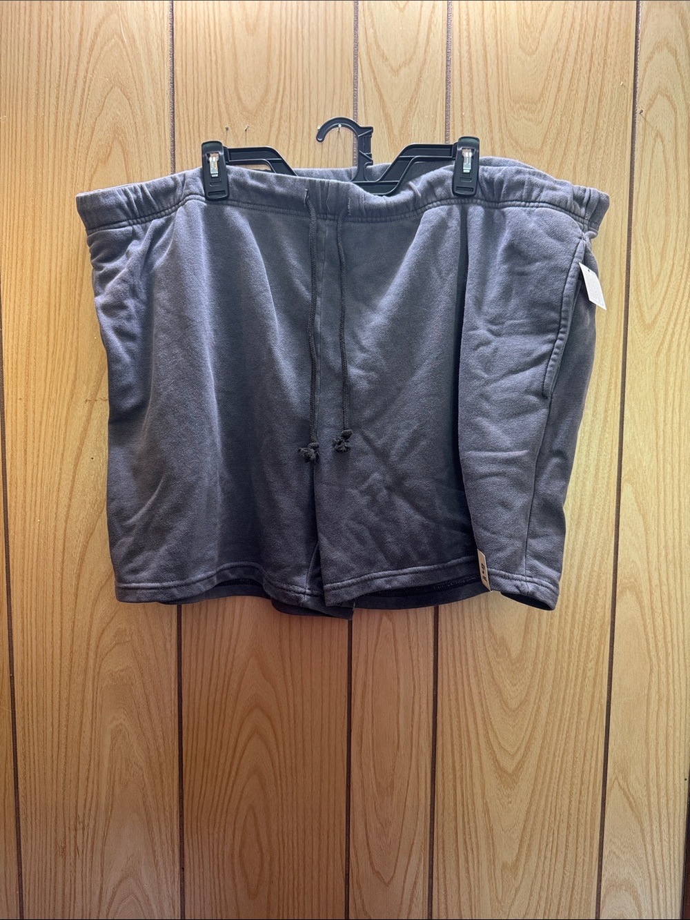 No Boundaries Men's Charcoal Gray Drawstring Athletic Shorts